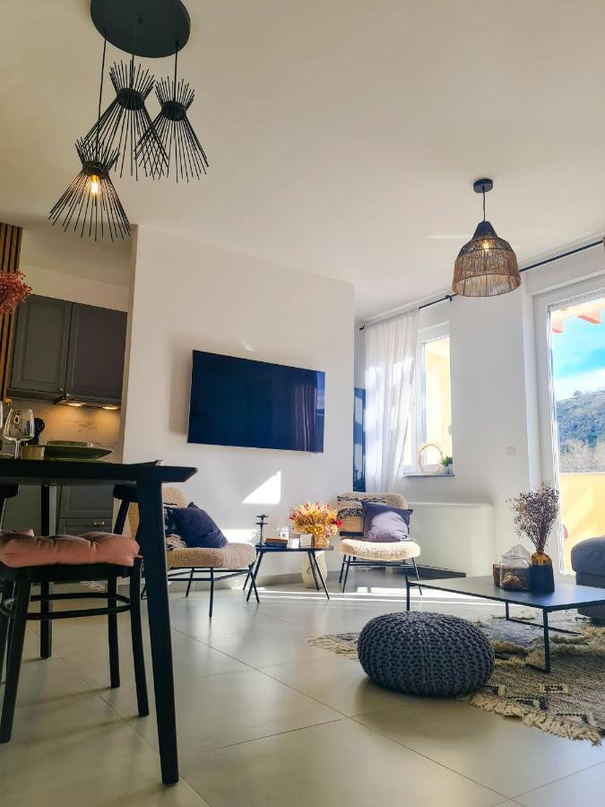 New - Apartment Finis 塞尼 外观 照片