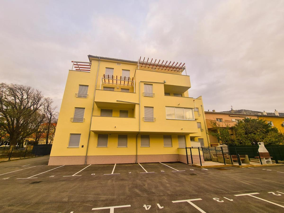 New - Apartment Finis 塞尼 外观 照片
